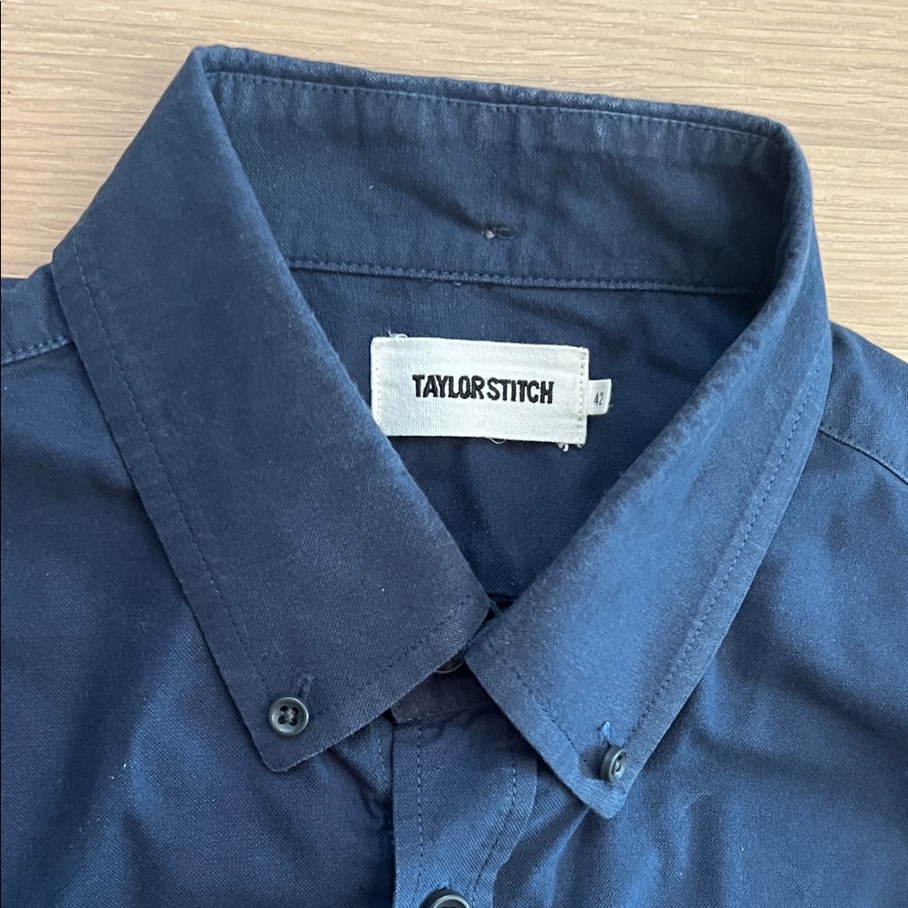 Taylor Stitch Dark Navy Button-Up Shirt - Picture 2 of 2